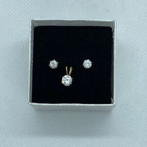💛 Gold Plated CZ Earrings & Pendant Set